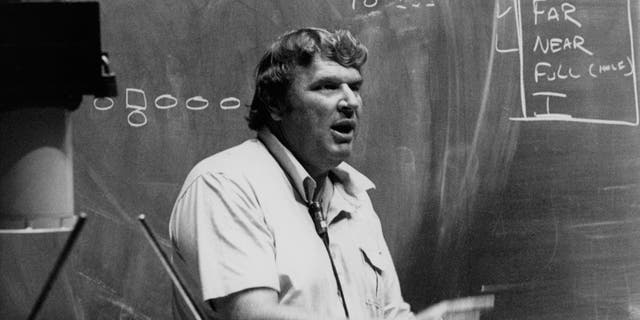 Former NFL coach John Madden gives advice at UC Berkeley on July 26, 1980.